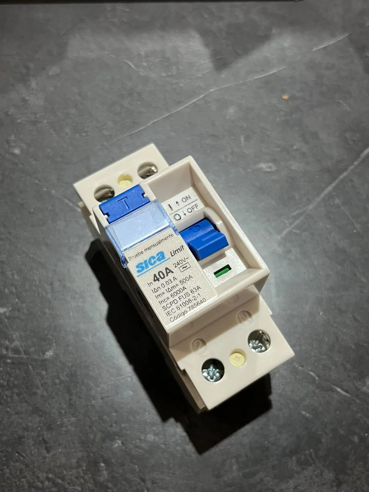 Disyuntor diferencial Sica disponible en AF Electricidad Esperanza