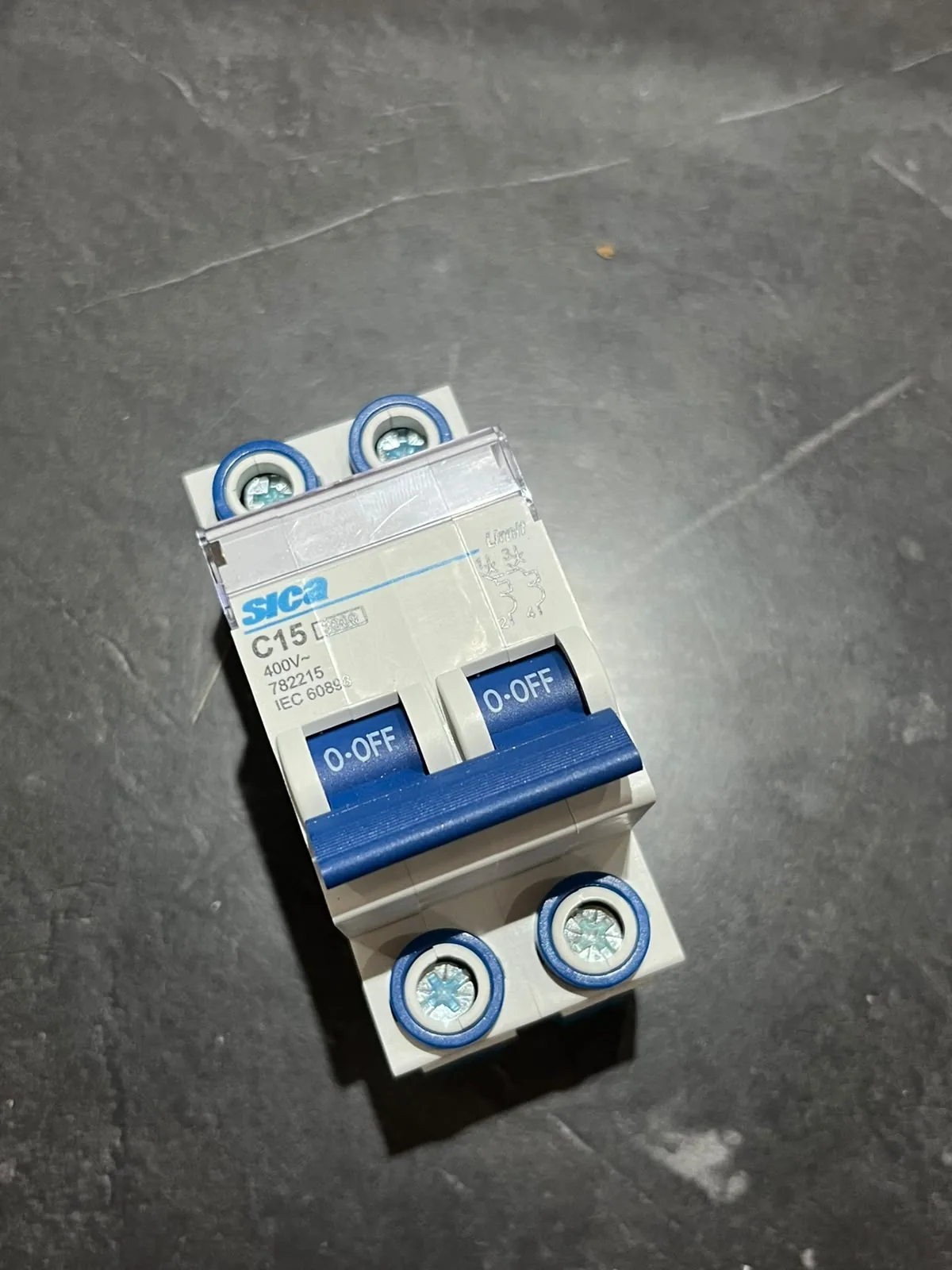 Llave bipolar Sica disponible en AF Electricidad Esperanza